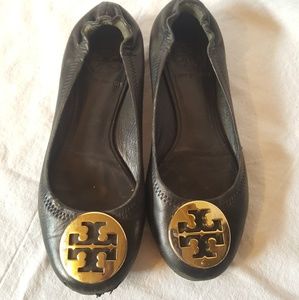 TORY BURCH BLACK FLATS
